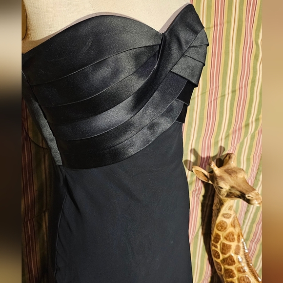 WHBM - evening dress with chiffon overlay. The dress is stunning! - Picture 2 of 4